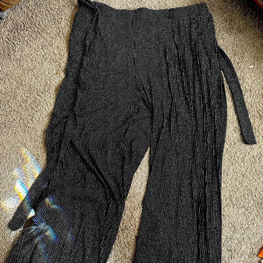 NWT Torrid Wide Leg Sparkle pinstripe trousers